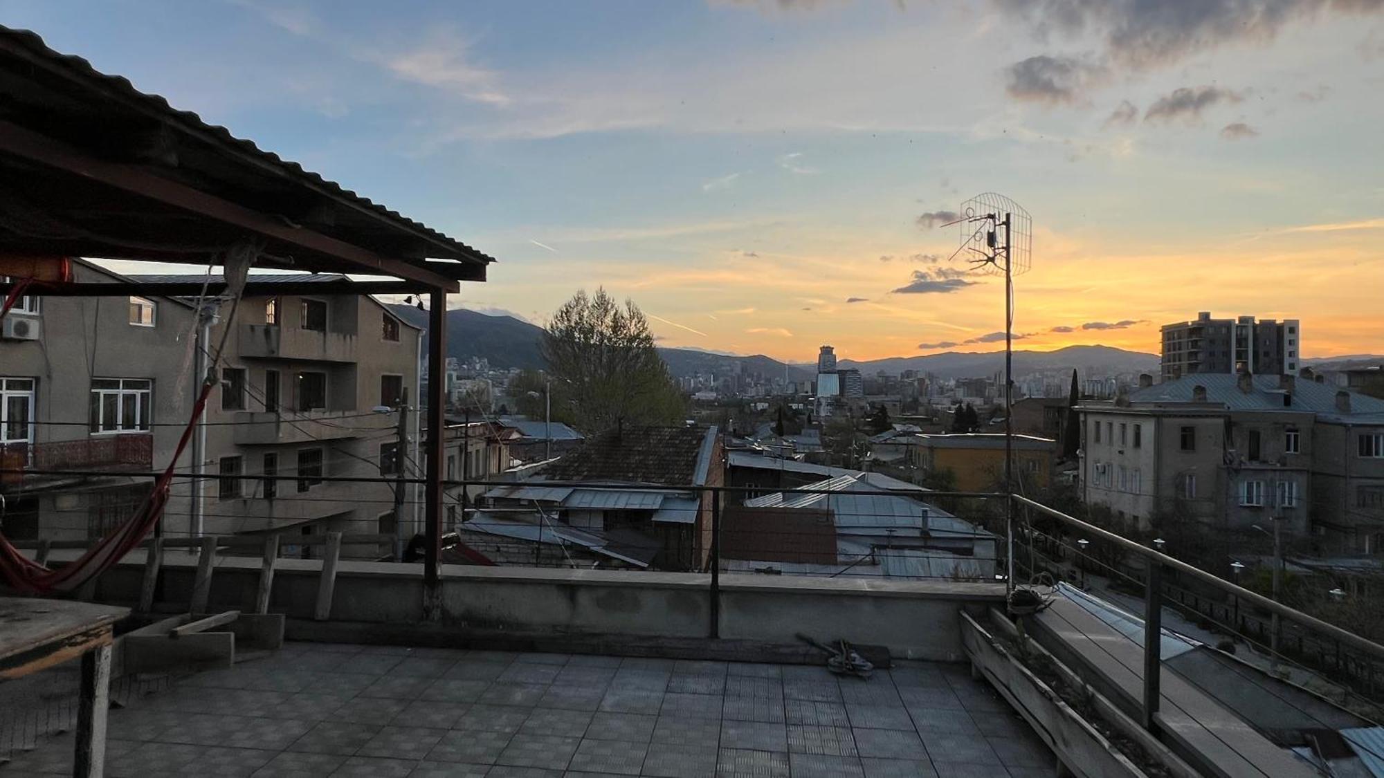 Garden House Tbilisi Hotel Buitenkant foto